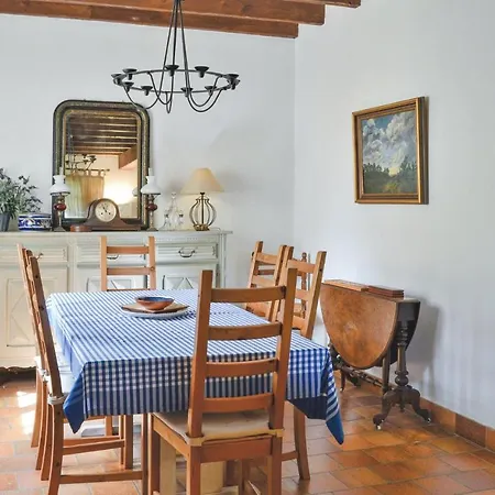 Cozy In With Outdoor Swimming Pool Casa vacanze *